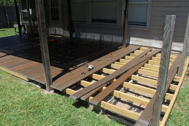 How to Design the Perfect Deck for Entertaining in VIC