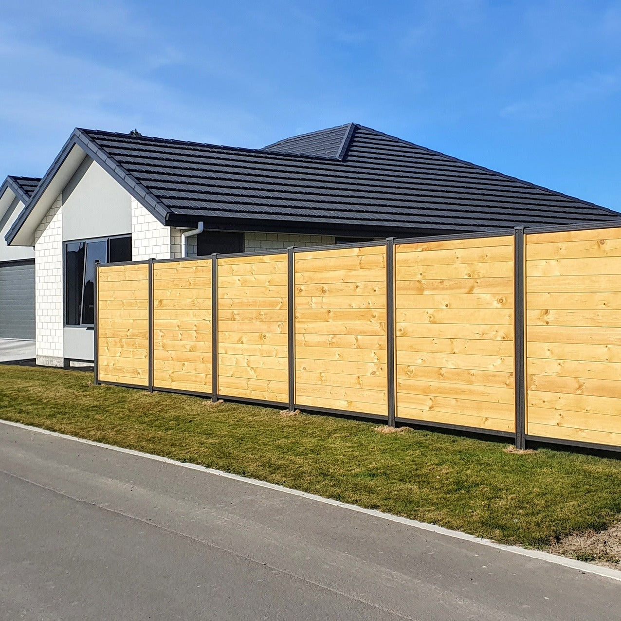Fencing Timber Range in South East Melbourne